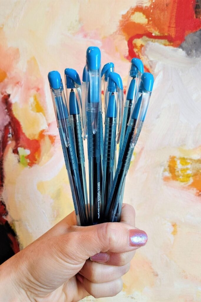 笔比剑更有力。但并不是每一支笔都一样。这就是为什么我们都应该选择生态友好型的笔来进行最可持续的涂鸦……图片来源:Onyx & Green #环保笔#环保笔和铅笔#最佳环保笔#可重复使用笔#可持续笔#无塑料笔