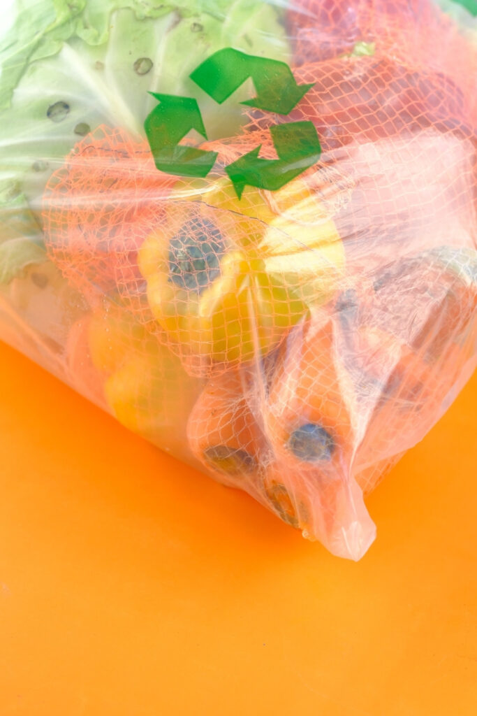 虽然塑料一直被诋毁，但你应该注意另一个有问题的p词:包装。图片来源:Towfiqu Barbhuiya via Unsplash #可持续食品包装#可持续食品包装解决方案#可持续食品包装趋势#可持续食品包装类型#最可持续食品包装#生态友好食品包装#环境友好食品包装#可持续丛林