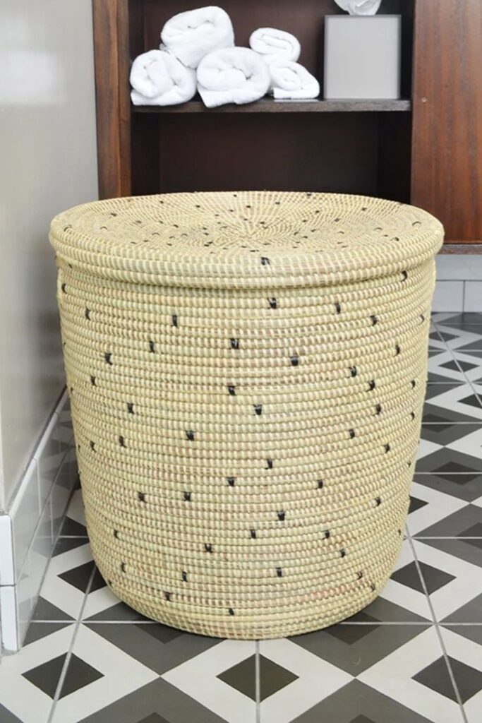 如果你快要放弃了，我们列出的可持续洗衣篮可能会帮助你减轻(洗衣)负担。图片来源:斯瓦希里现代#可持续洗衣篮#生态友好洗衣篮#可持续丛林