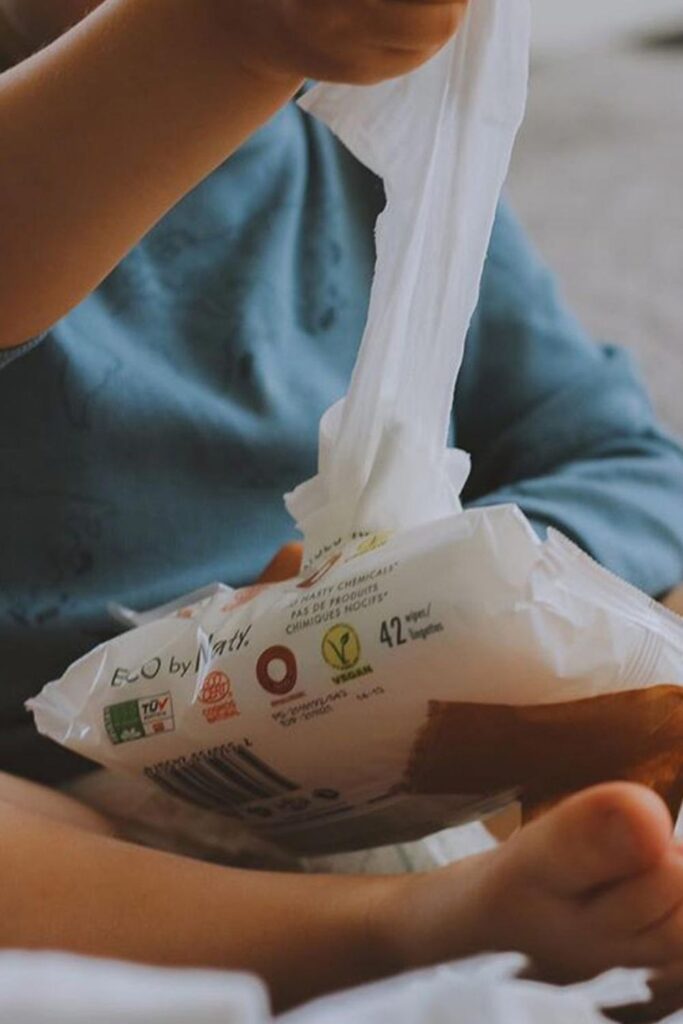Switching to eco friendly baby wipes—especially the reusable kind—is one relatively simple way to clean up more than your baby’s bottom. Image by Naty #ecofriendlybabywipes #compostablebabywipes #sustainablejungle