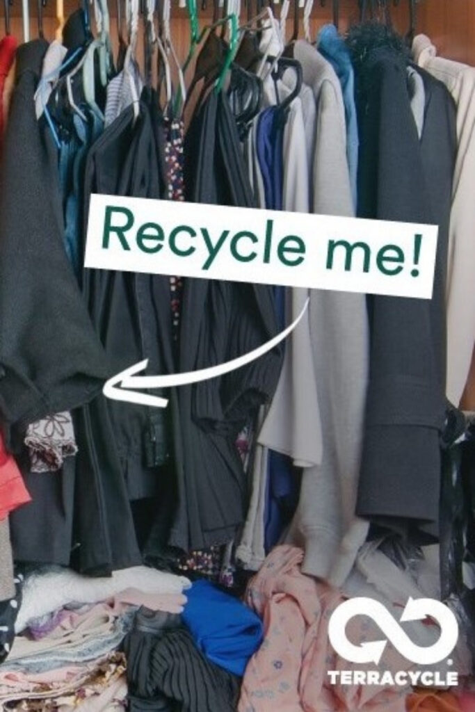 想知道去哪里回收旧衣服?好!更多的人应该这样做，因为目前全球只有1%的衣服被回收。图片来源:Terracycle #回收旧衣服#如何回收旧衣服#在哪里回收旧衣服#如何回收旧衣服#纺织品回收程序#在哪里回收旧衣服