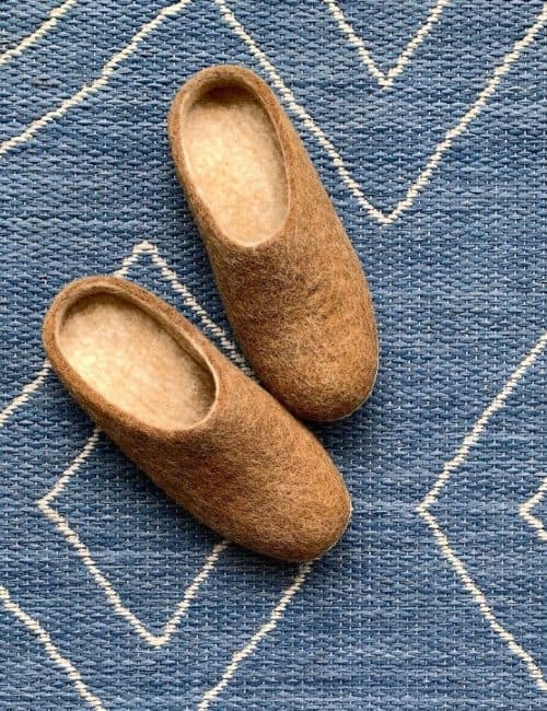 可持续拖鞋:Nootkas的11种家庭鞋，帮助拯救我们共同的家庭形象#可持续拖鞋#最佳可持续拖鞋#生态友好拖鞋#道德拖鞋#可持续丛林